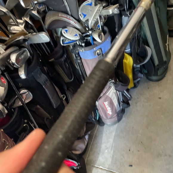 Wilson iron 8 signature Andy Bean in right handed 
Steel - Picture 6 of 10